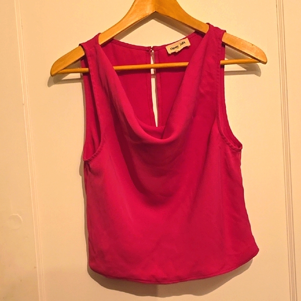 Women's Pink Sleeveless Top